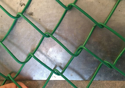 昆明PE包塑勾花網